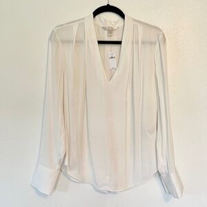 NWT Banana Republic Pullover Satin Blouse Top Cream Ivory NEW Women's Medium